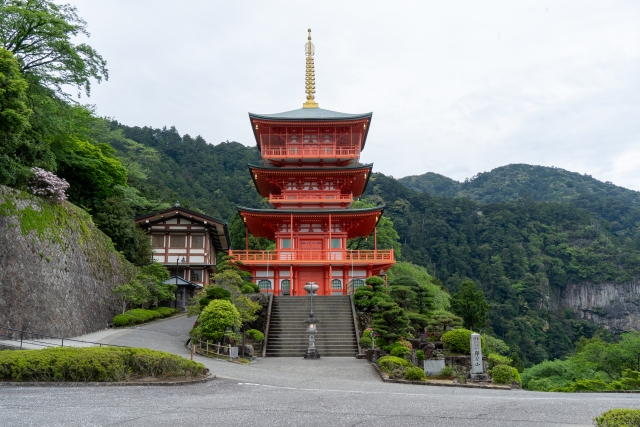 和歌山県の引越しで使える助成金は？申請の流れと注意点を解説