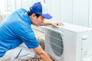 夏場の引越しでエアコンどうする？設置工事の費用相場・業者選び・注意点を徹底解説！