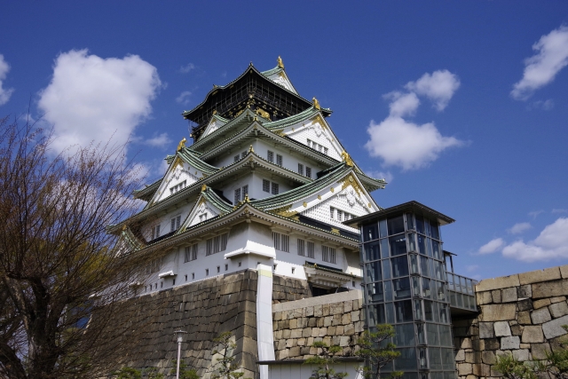 大阪の引越しで使える助成金・補助金は？新婚・子育て世帯向けに解説！