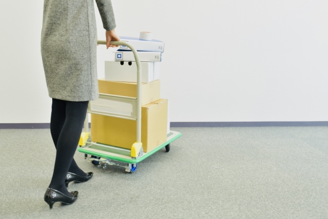 地域ビジネス支援拠点の移転事例：K商工会議所 Rサポートデスク様